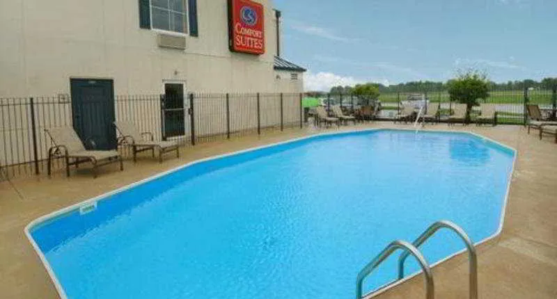 Comfort Suites Airport