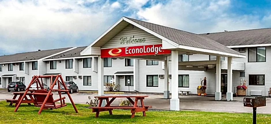 Econo Lodge Duluth near Miller Hill Mall