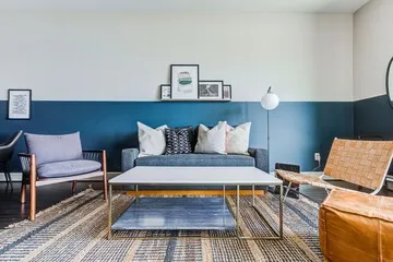 Domio Downtown Luxurious 2BR BBQ Grills