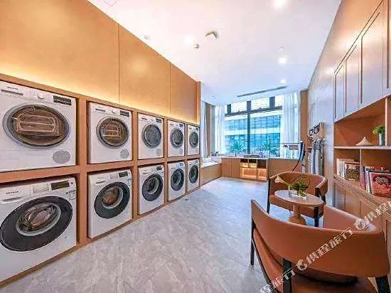Atour Hotel (Shenzhen Nanshan Vanke Yuncheng)