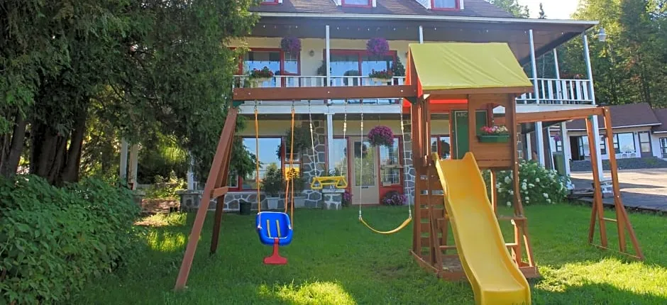 Motel Des Pays D'En Haut
