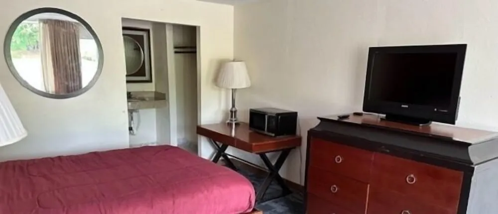 Virginian Motel
