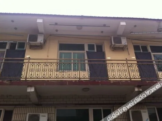Baiyangdian Weinan Hotel