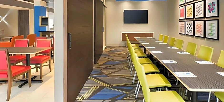 Holiday Inn Express And Suites Red Wing By IHG