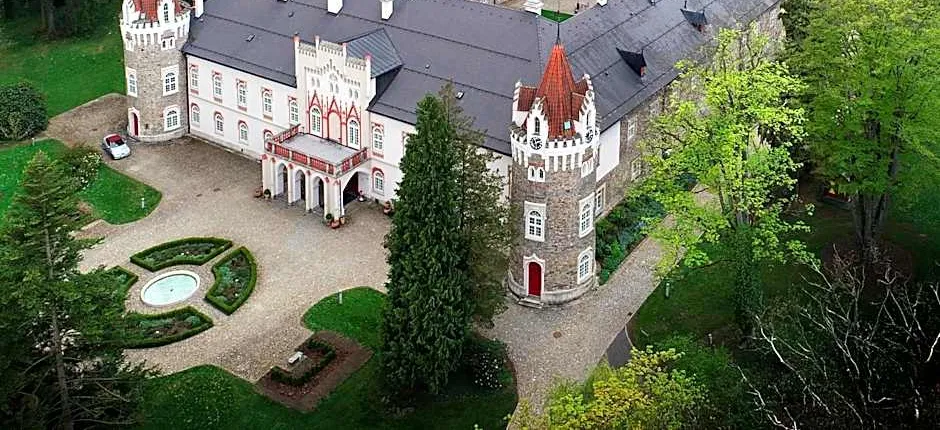 Chateau Herálec Boutique Hotel & Spa by L'Occitane