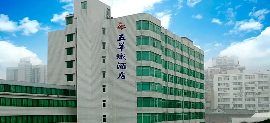 Five Rams City Hotel