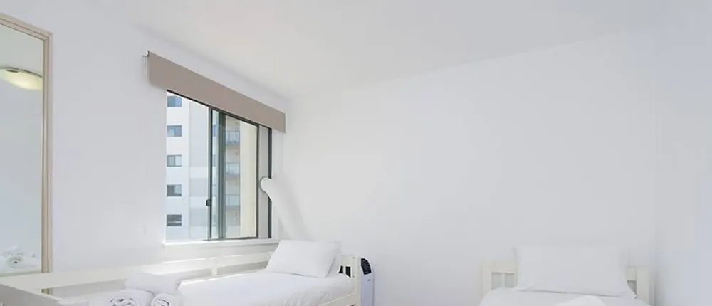 Convenient 3 Bedroom Apartment Close to Casino and CBD