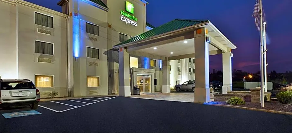 Holiday Inn Express Irwin-PA Turnpike Exit 67 By IHG