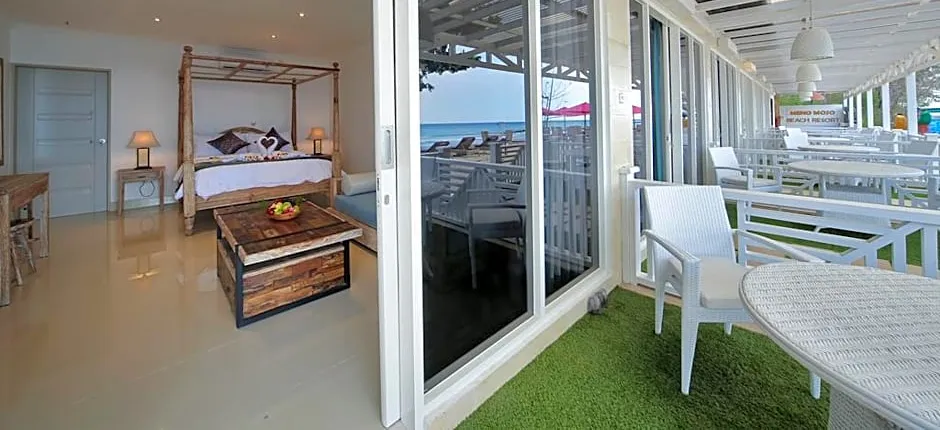 Meno Mojo Beach Resort