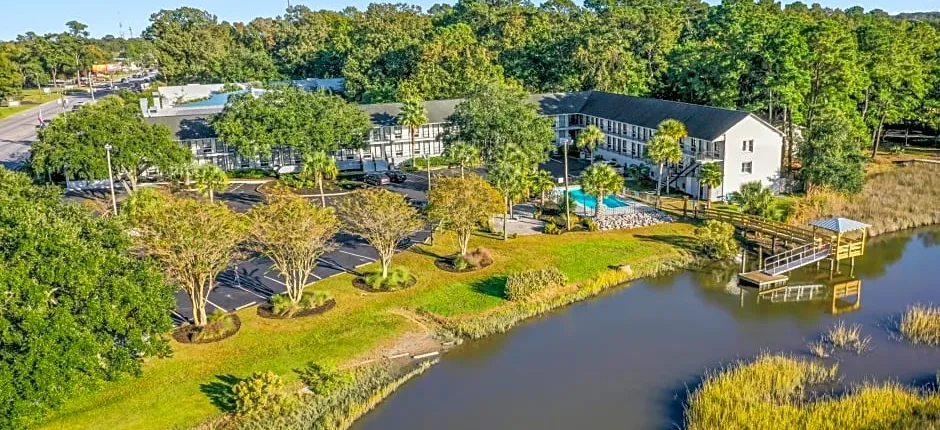 Charleston Creekside Inn