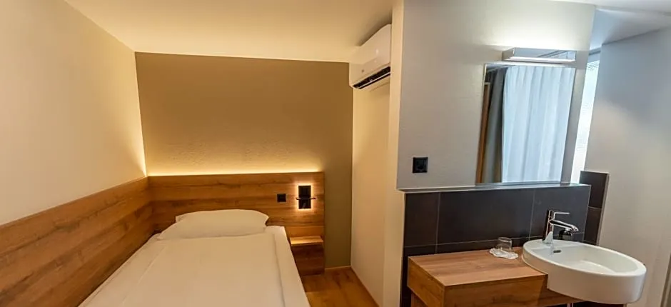ZIEGELHÜSI Hotel, Stettlen bei Bern