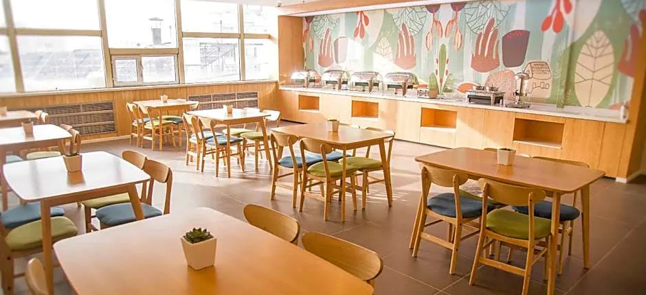 Hanting Hotel Shuangyashan Xinxing Street