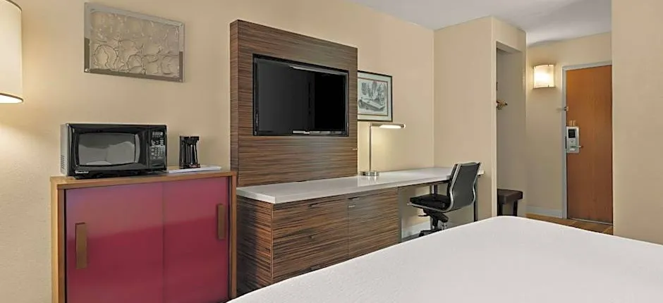 Ramada by Wyndham Harrisburg/Hershey Area