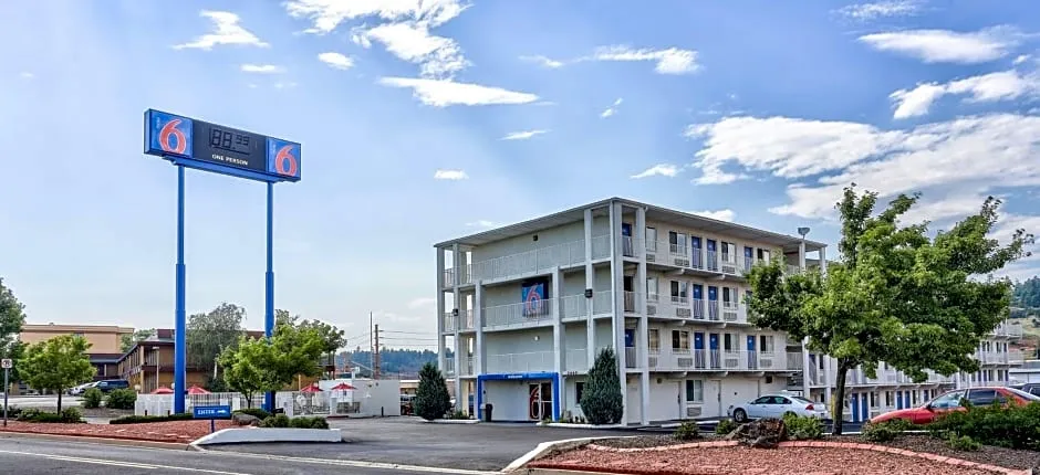 Motel 6-Flagstaff, AZ - East