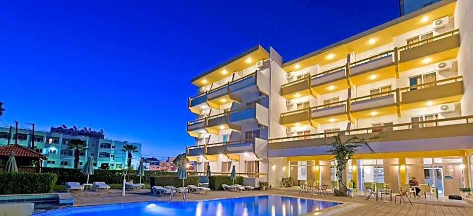 Trianta Hotel Apartments