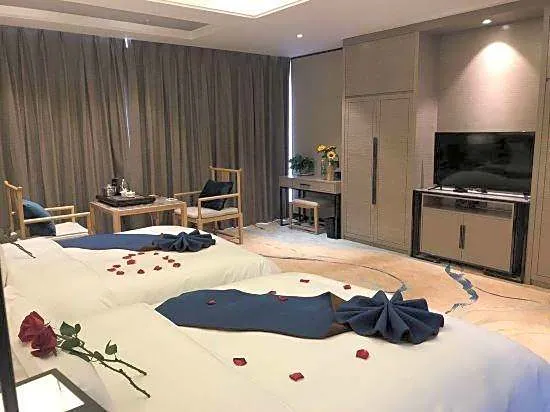 Huzhimeng Hot Spring Hotel