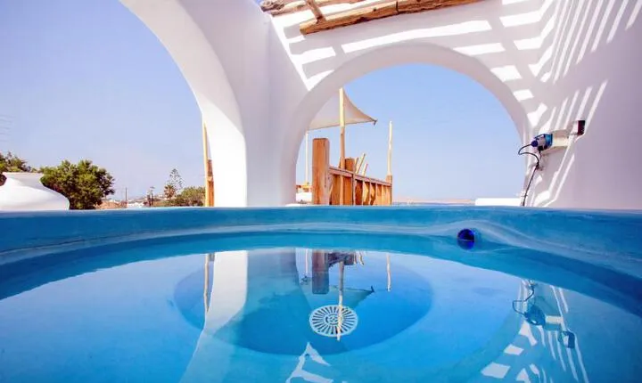 Apsenti couples only