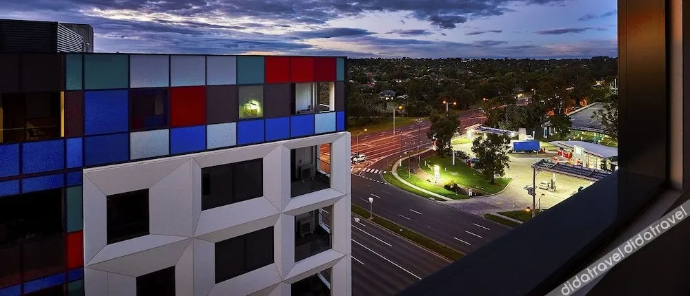 Melbourne Knox Central Apartment Hotel