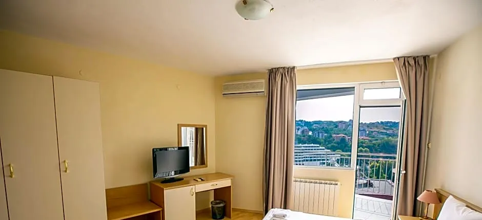 Hotel Astra