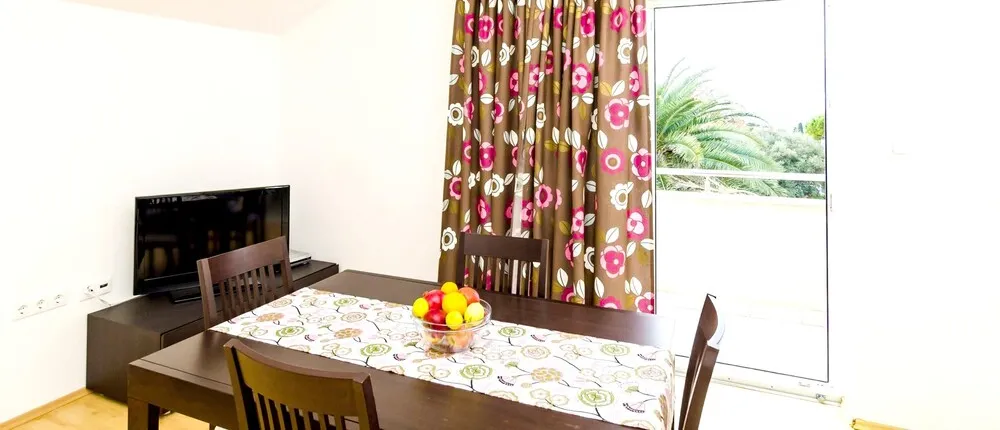 Apartment With one Bedroom in Dubrovnik, With Wonderful sea View, Furnished Terrace and Wifi - 300 m From the Beach