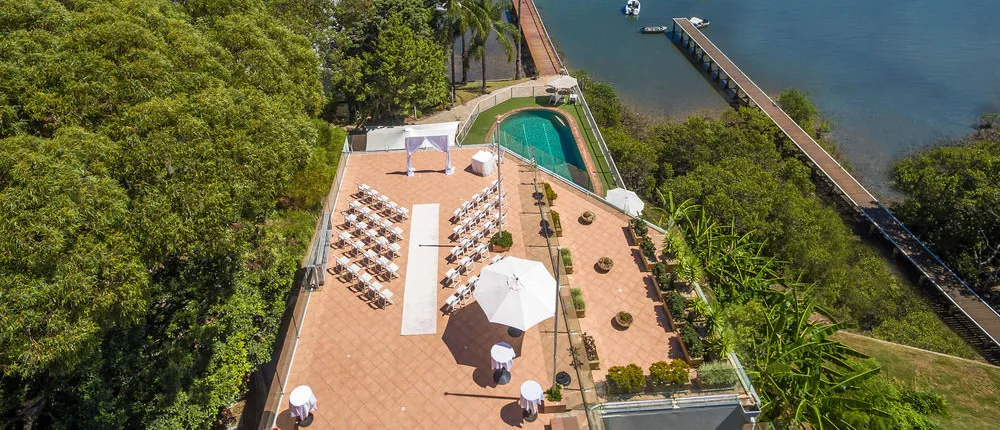 Mirage Hotel Newport