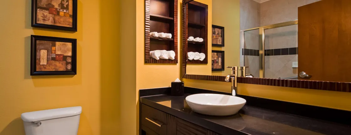 Best Western Plus Christopher Inn & Suites