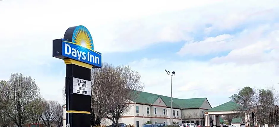 Days Inn by Wyndham Denham Springs-Baton Rouge East