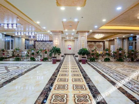 Penglai New Side Business Hotel (Wanhua Cishan Airport Road)
