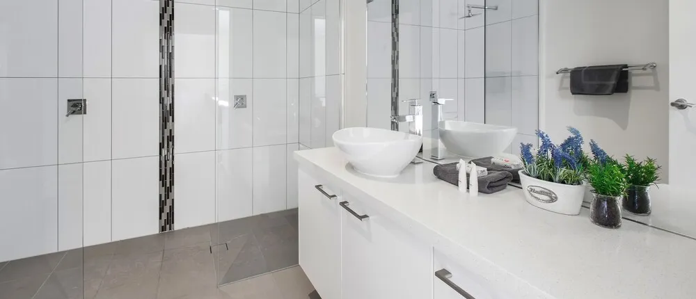 The Jetty Beach Apartment by Ready Set Host