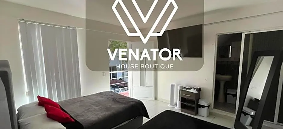 11 VENATOR House Boutique