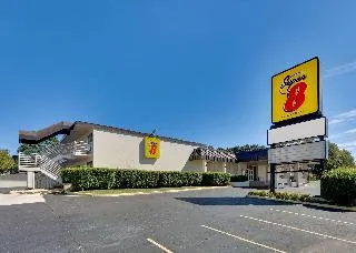 Super 8 by Wyndham Fort Smith
