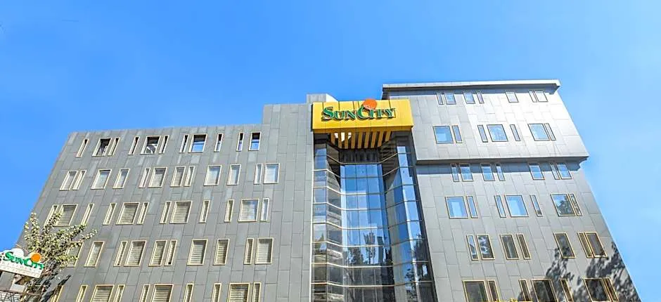 Hotel Suncity Residency