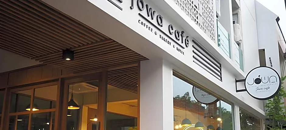 Jowa Hotel