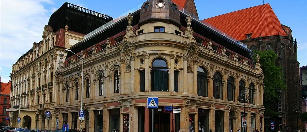 The Monopol Hotel