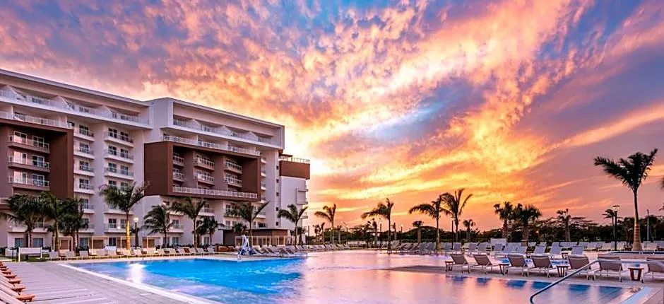 Embassy Suites By Hilton Aruba Resort
