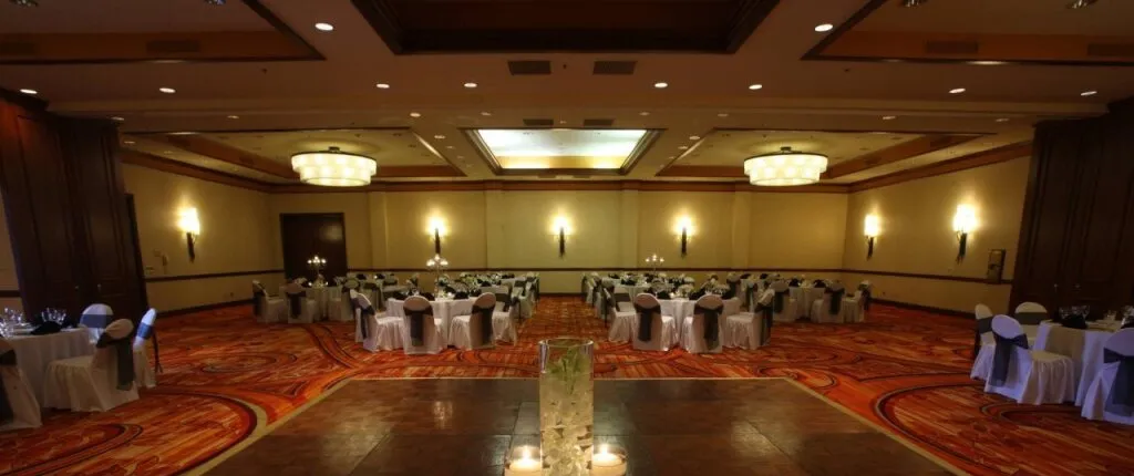 Marriott Riverside at the Convention Center