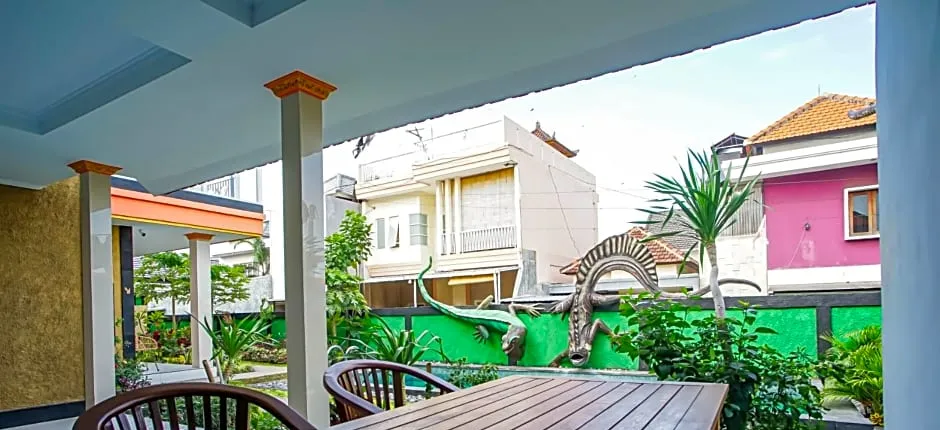 Kadek Bagus Guest House by ZUZU