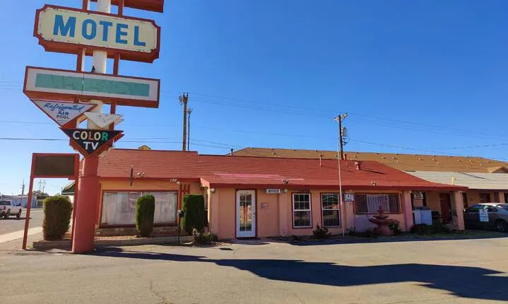 Western Motel