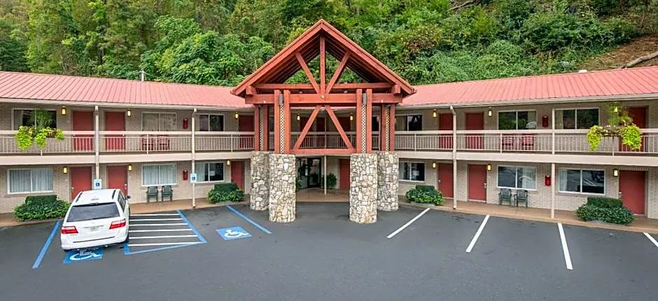 Econo Lodge Cherokee Near River Park