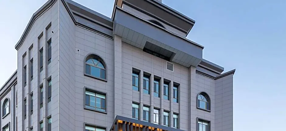 Ji Hotel Tacheng