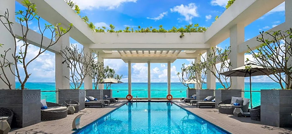 Paris Deli Danang Beach Hotel