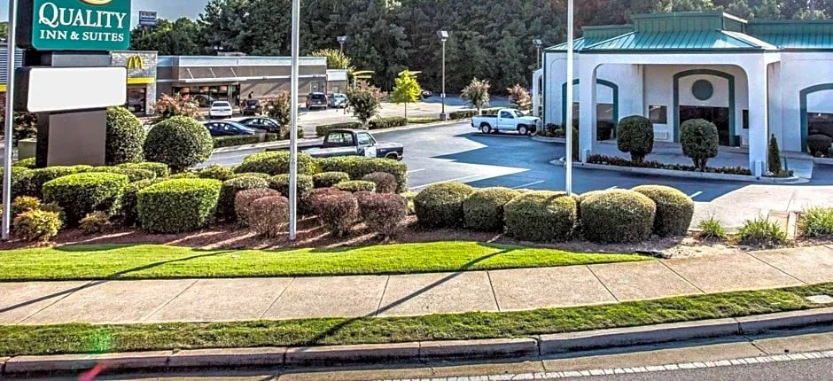 Quality Inn & Suites Stockbridge Atlanta South I-75