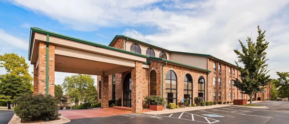 Best Western Music Capital Inn