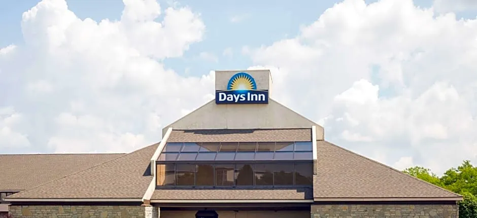 Days Inn by Wyndham Maumee/Toledo