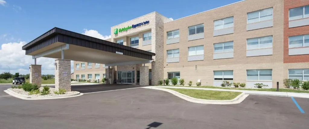 Holiday Inn Express and Suites Port Huron