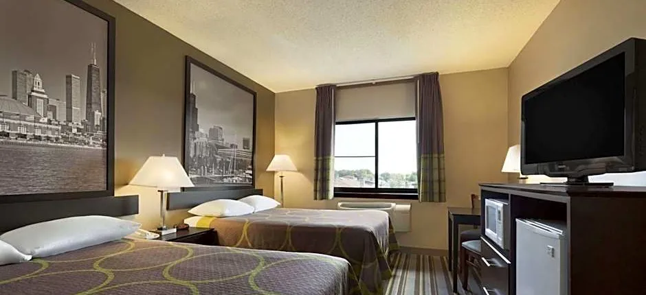 Super 8 by Wyndham Bridgeview/Chicago Area
