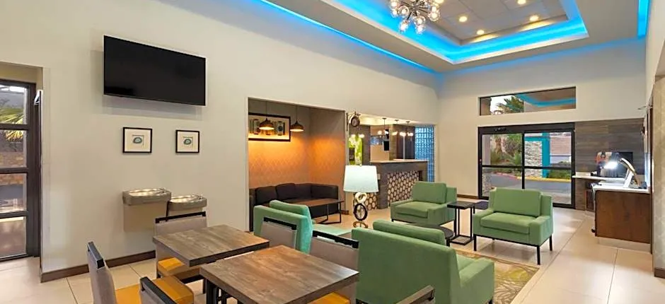 Ramada by Wyndham El Paso