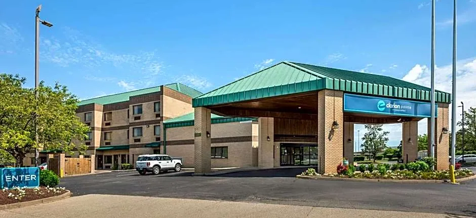 Clarion Pointe