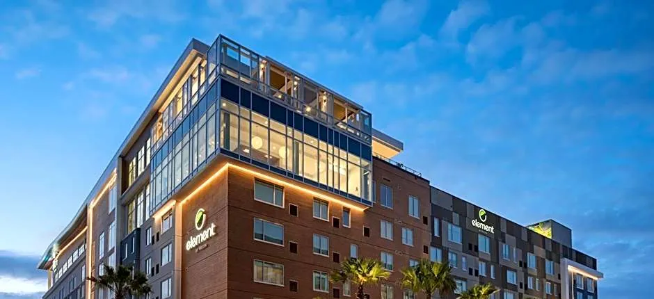 Element Tampa Midtown