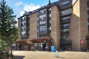 Perfectly Located Hotel Room Steps to American Eagle chair Ski-In Ski-Out Property - MP518H by Redawning